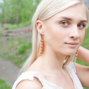 Фото Длинные висячие серьги с камнем красный коралл "Alcyoneum"