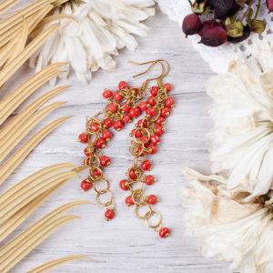 Фото Длинные висячие серьги с камнем красный коралл "Alcyoneum"