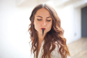 Купить Серьги гвоздики золотые треугольники