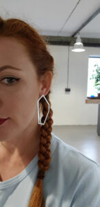 Купить украшение в подарок